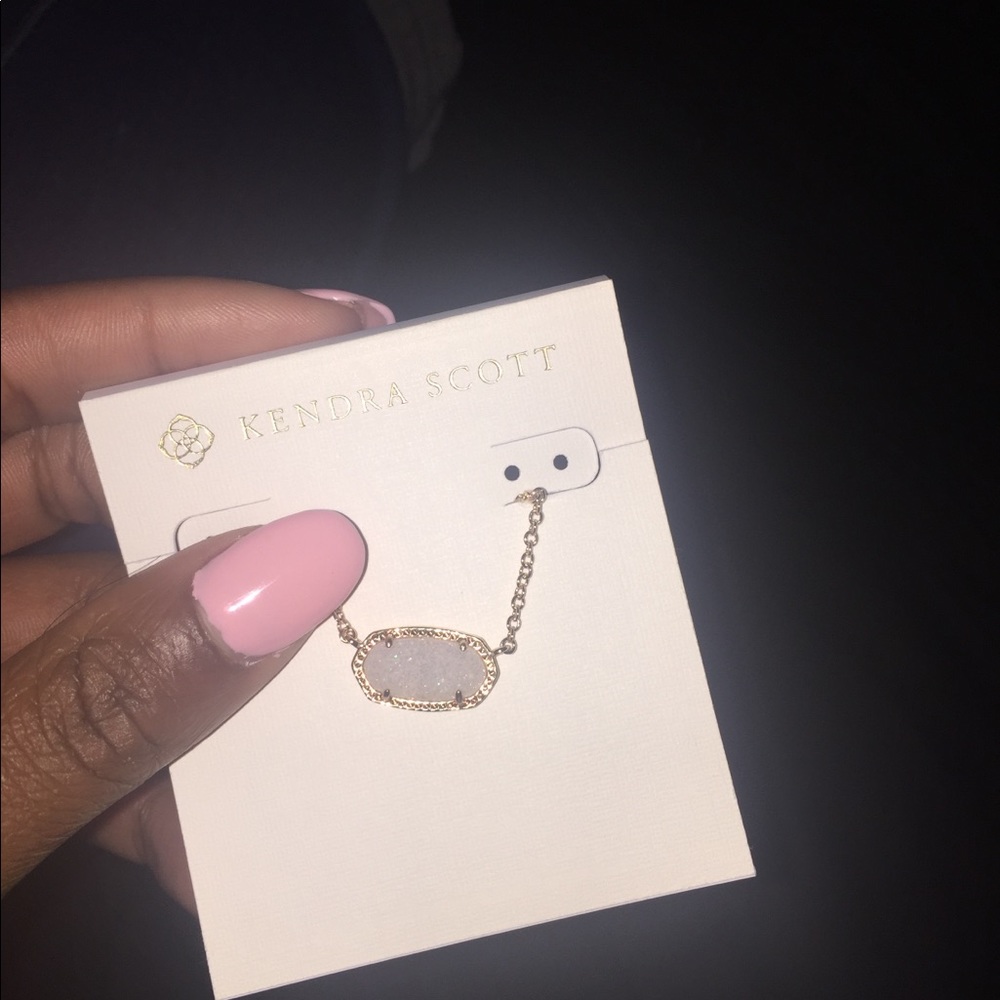 Kendra Scott Necklace